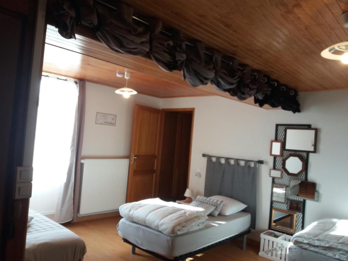 Les Copains D'Abord Villa Beaucroissant Dış mekan fotoğraf